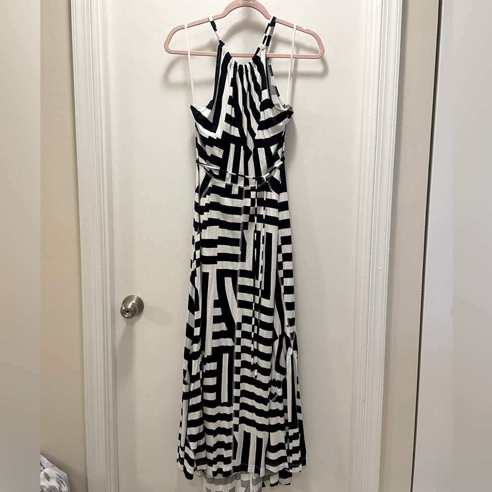NWOT Gap tank maxi dress. Dark navy and white. Size S.